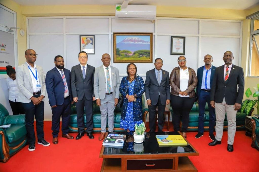 Prof. Mukadasi Buyinza (DVC AA), Prof. Henry Arinaitwe (DVC F&A), Ms. Nyalleng Pii (WIPO), Mrs. Mercy K. Kainobwisho (Registrar General, URSB), Assoc Prof. Robert Wamala (Director, DRGT), Assoc Prof. Julius Kikooma (Deputy Director, DRGT)